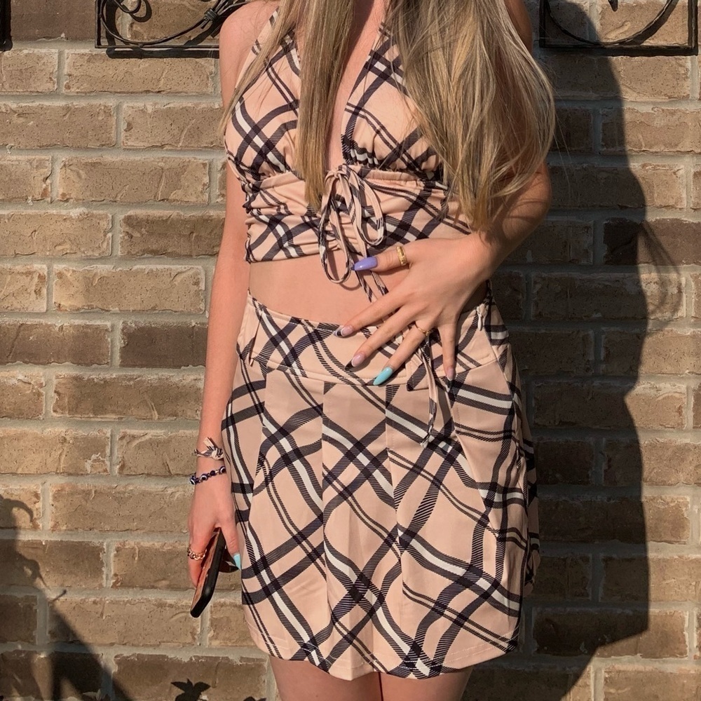 Novacheck Top & Skirt Set - Picture 5 of 5